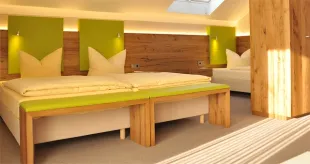 Dreibettzimmer in Freiburg online buchen